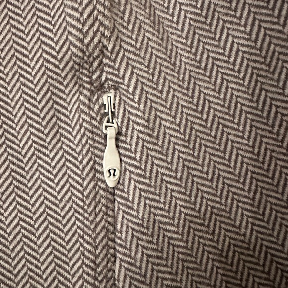 Lululemon Pullover - Excellent Used Condition - Picture 4 of 7